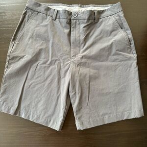 Vineyard Vines Men's Gray Flat Front Shorts